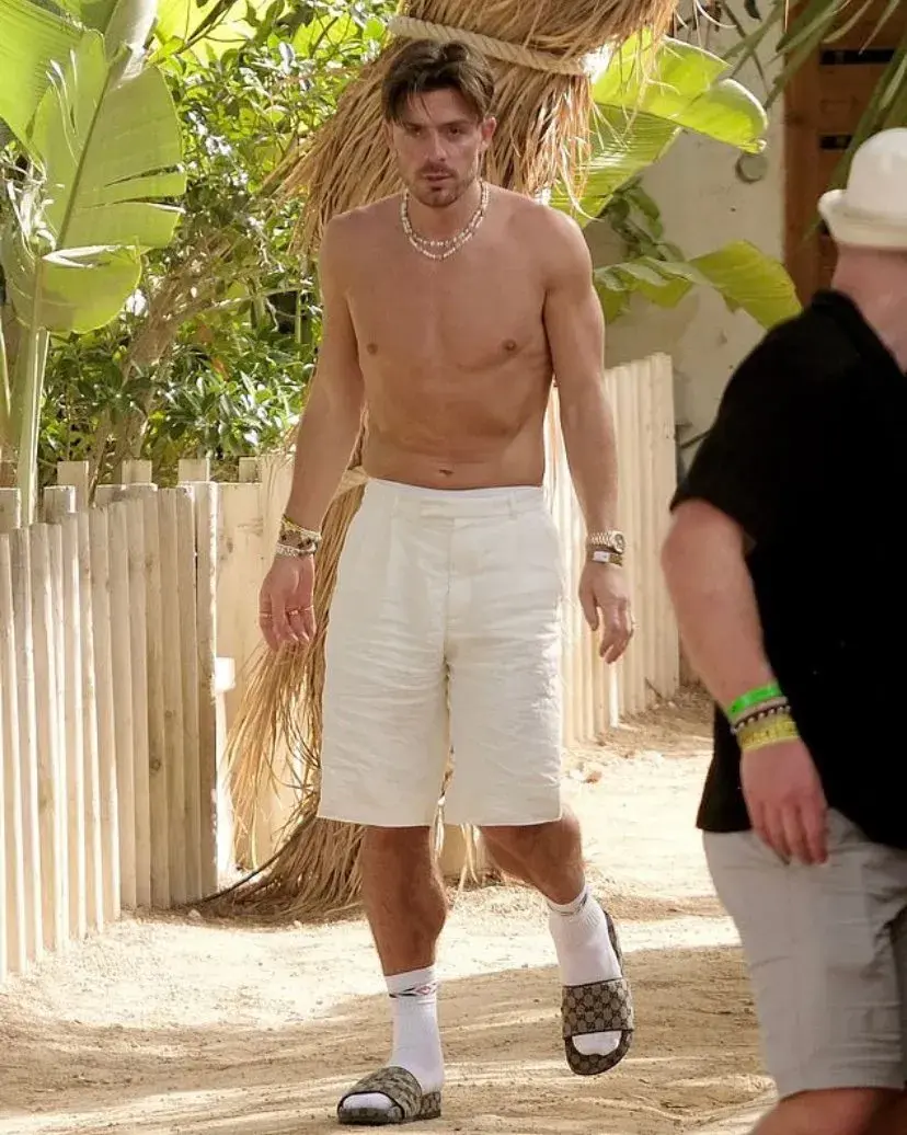 亿先生, 但在此之前, 不是伤病