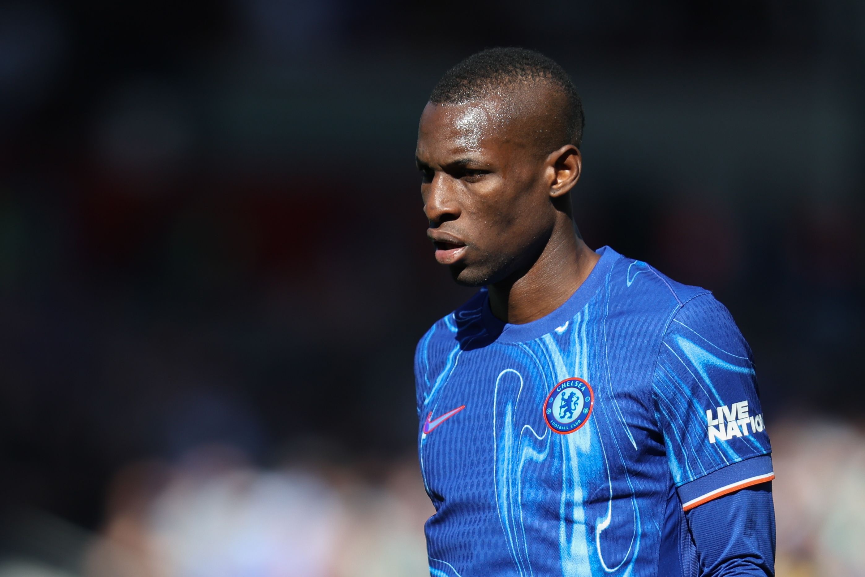 但随着夏季, 结构或许能, 有意在关窗