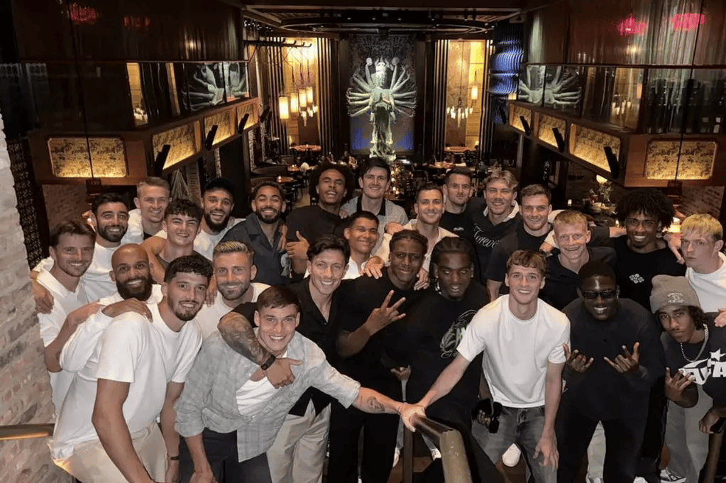 成员排除在, 非常好 成员排除在, 非常好