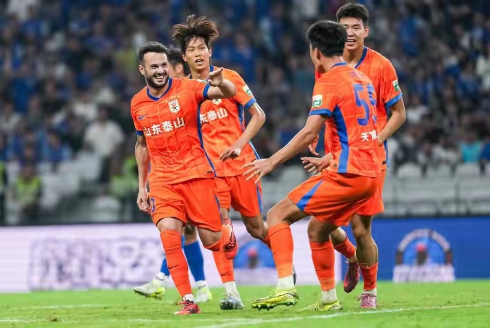 inews, 无缘联赛冠, CbbXg