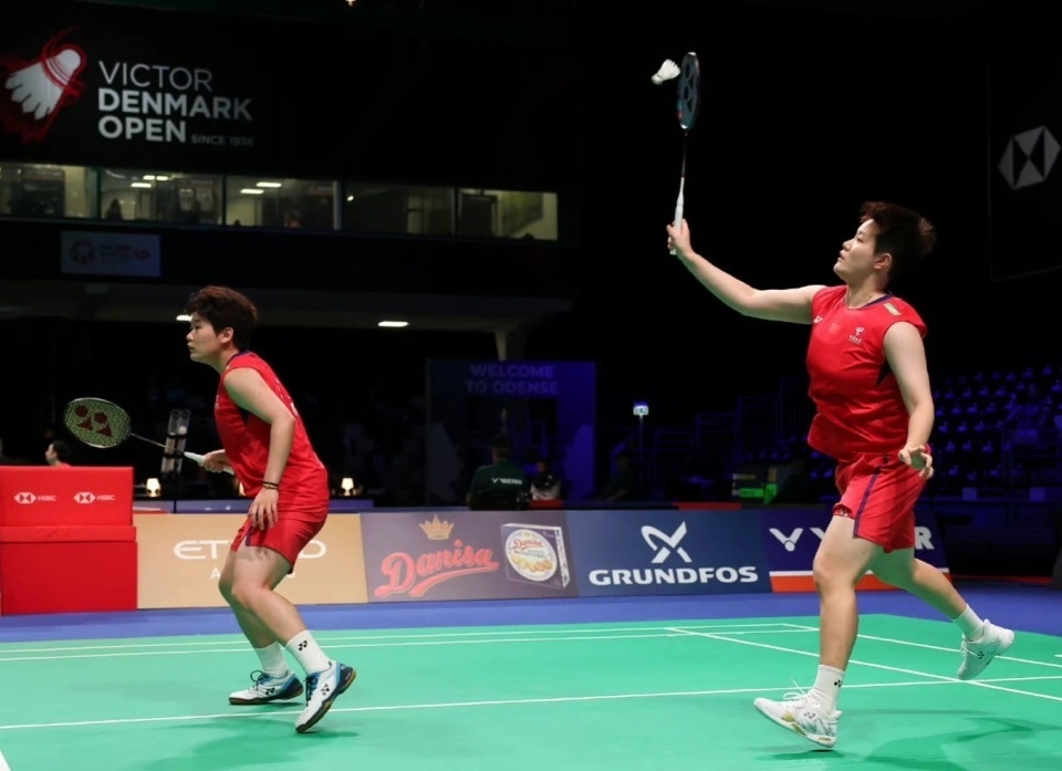 加拿大李文, Ebj 加拿大李文, Ebj